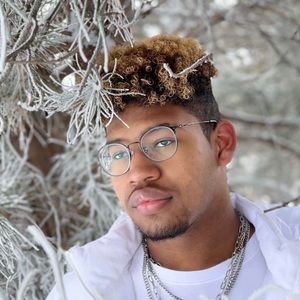 Meet your Posher, Samuel